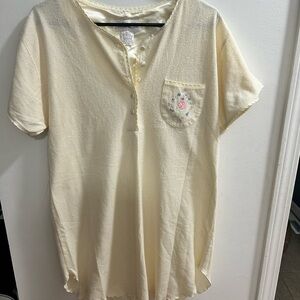 Aria Women Vintage Cream Textured Button Up‎ Short Sleeve Nightgown Medium